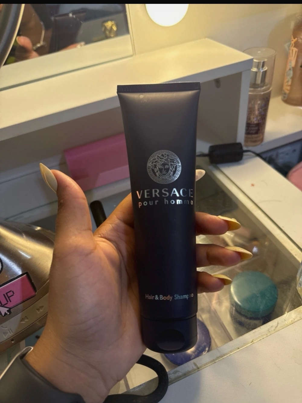 Versace Pour Homme Body Wash - Black